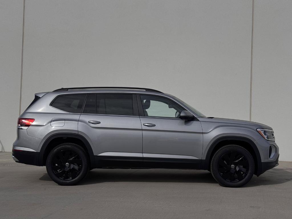 new 2026 Volkswagen Atlas car, priced at $40,855