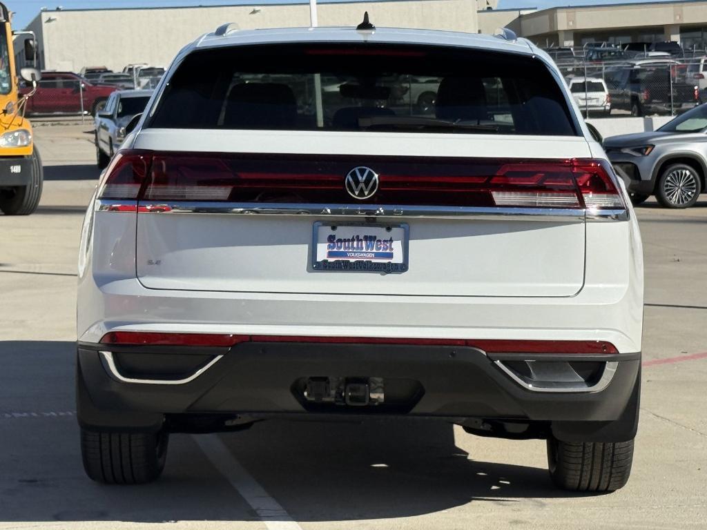 new 2026 Volkswagen Atlas Cross Sport car, priced at $41,486