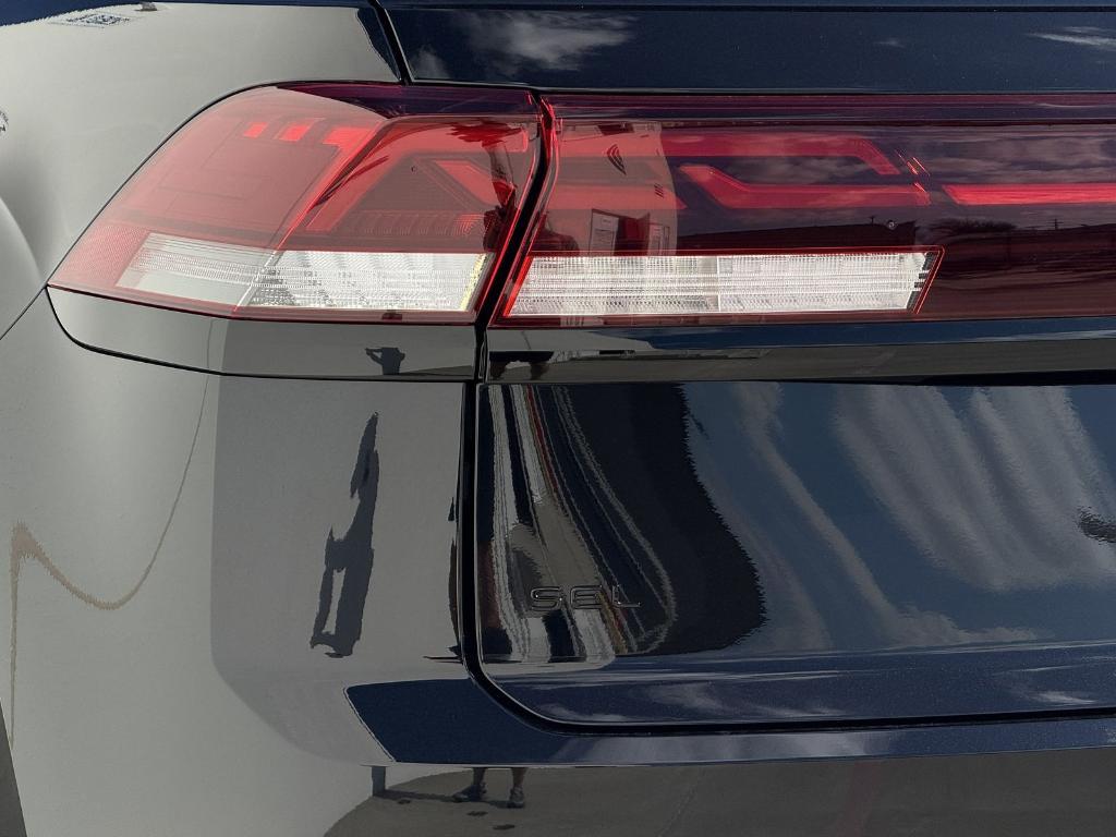 new 2026 Volkswagen Atlas Cross Sport car, priced at $49,301