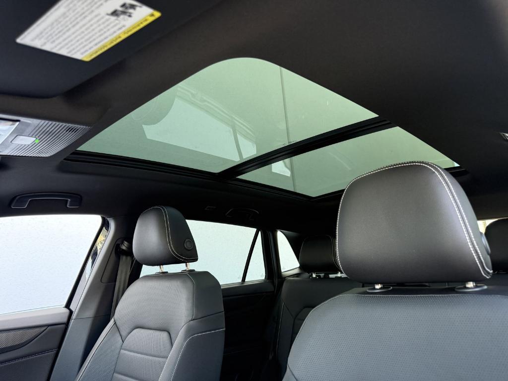 new 2026 Volkswagen Atlas Cross Sport car, priced at $49,301