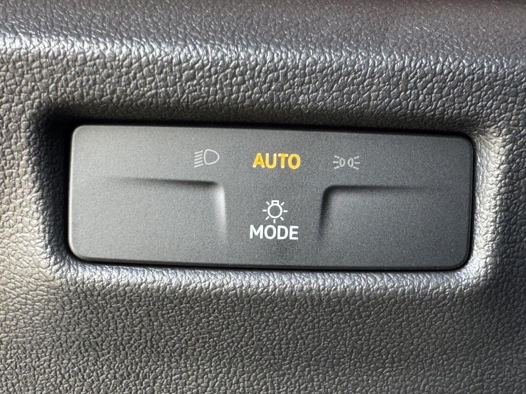 new 2026 Volkswagen Tiguan car, priced at $36,412