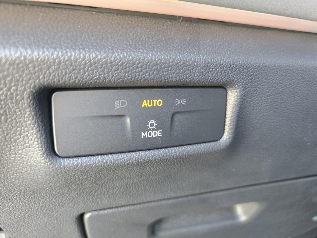 new 2026 Volkswagen Tiguan car, priced at $37,904