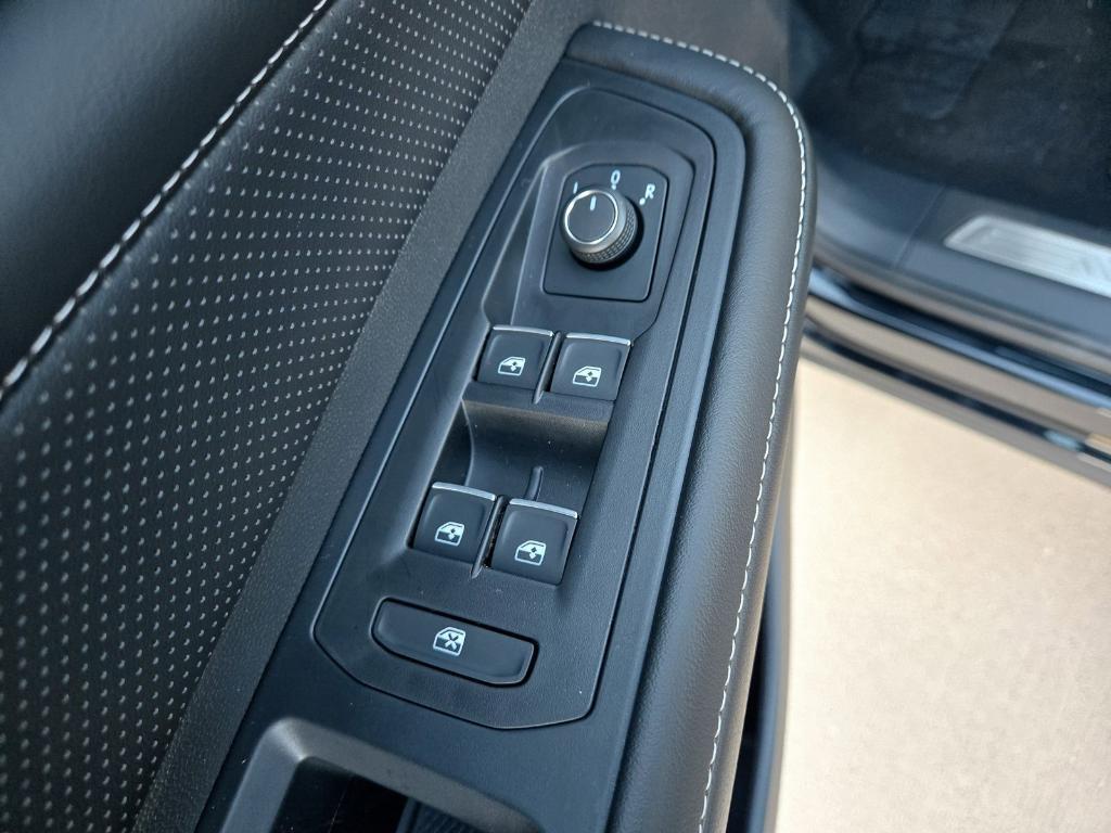 new 2026 Volkswagen Atlas Cross Sport car, priced at $41,058