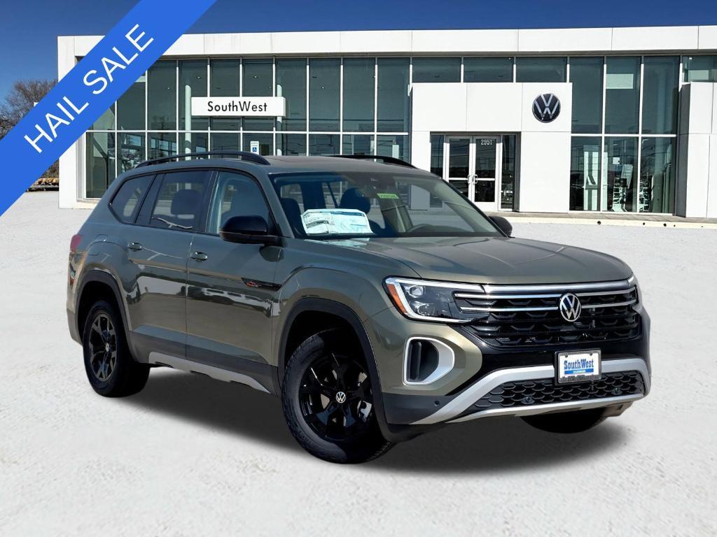 new 2025 Volkswagen Atlas car, priced at $35,504