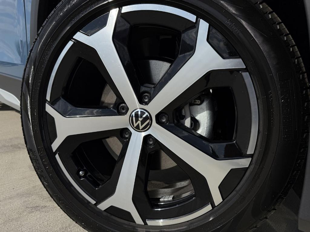 new 2026 Volkswagen Tiguan car, priced at $33,116