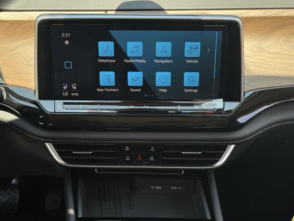 new 2026 Volkswagen Atlas car, priced at $41,791