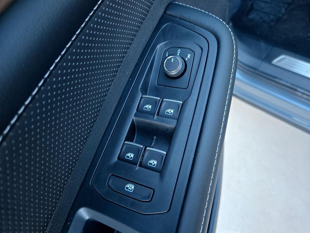 new 2026 Volkswagen Atlas car, priced at $41,367