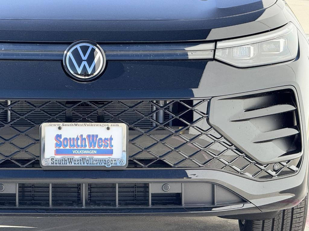 new 2026 Volkswagen Tiguan car, priced at $37,654
