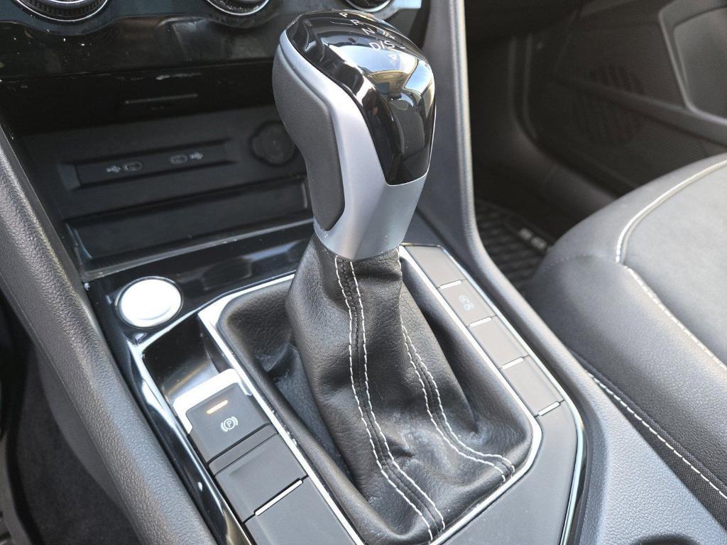 new 2024 Volkswagen Taos car, priced at $25,064