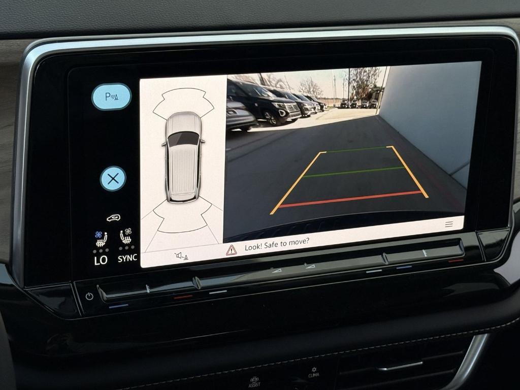 new 2026 Volkswagen Atlas car, priced at $40,859
