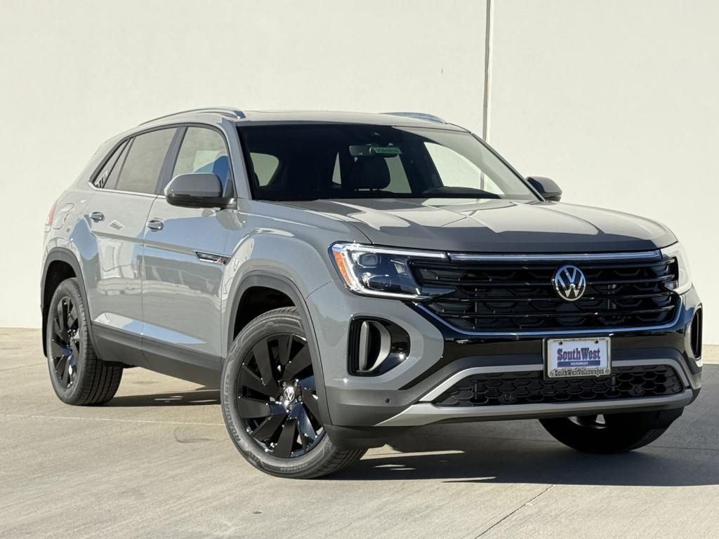 new 2026 Volkswagen Atlas Cross Sport car, priced at $41,486