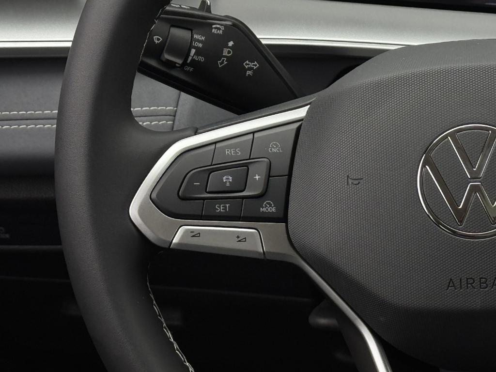 new 2026 Volkswagen Tiguan car, priced at $32,202