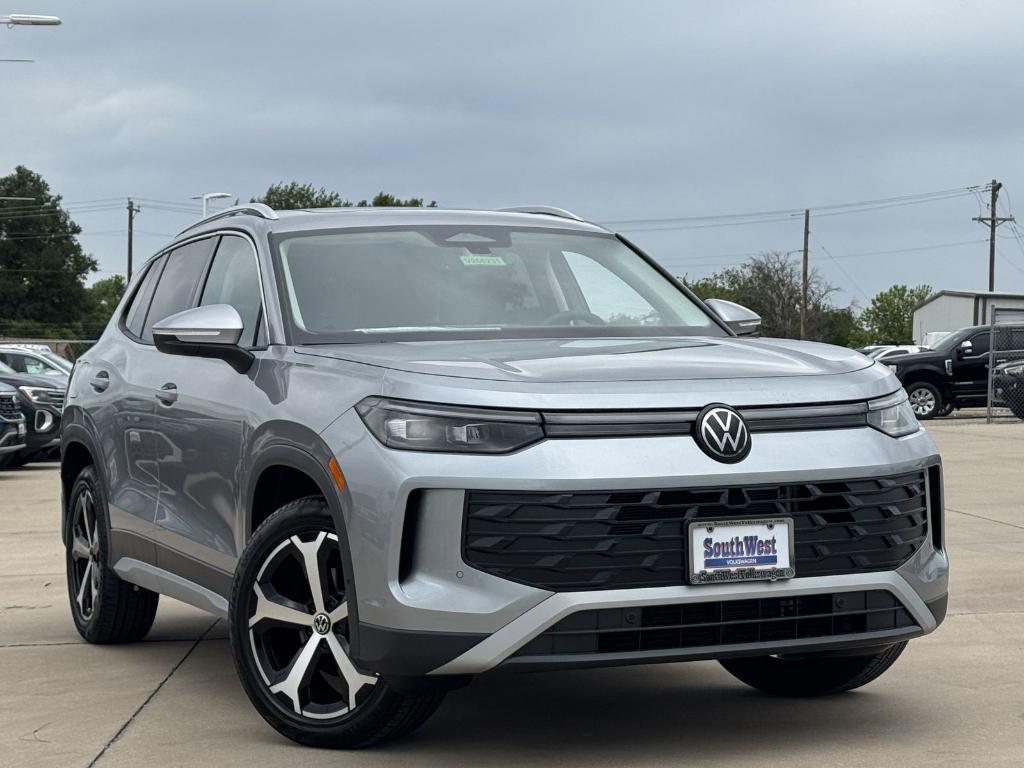 new 2026 Volkswagen Tiguan car, priced at $32,202