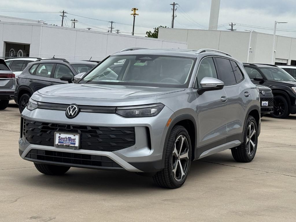 new 2026 Volkswagen Tiguan car, priced at $32,202