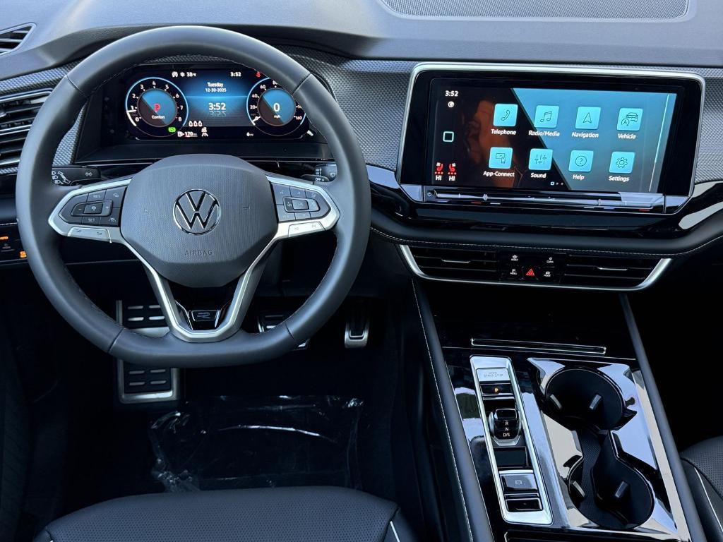 new 2026 Volkswagen Atlas Cross Sport car, priced at $49,871