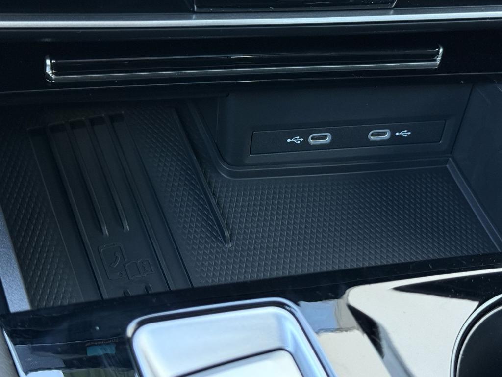 new 2026 Volkswagen Atlas Cross Sport car, priced at $49,871