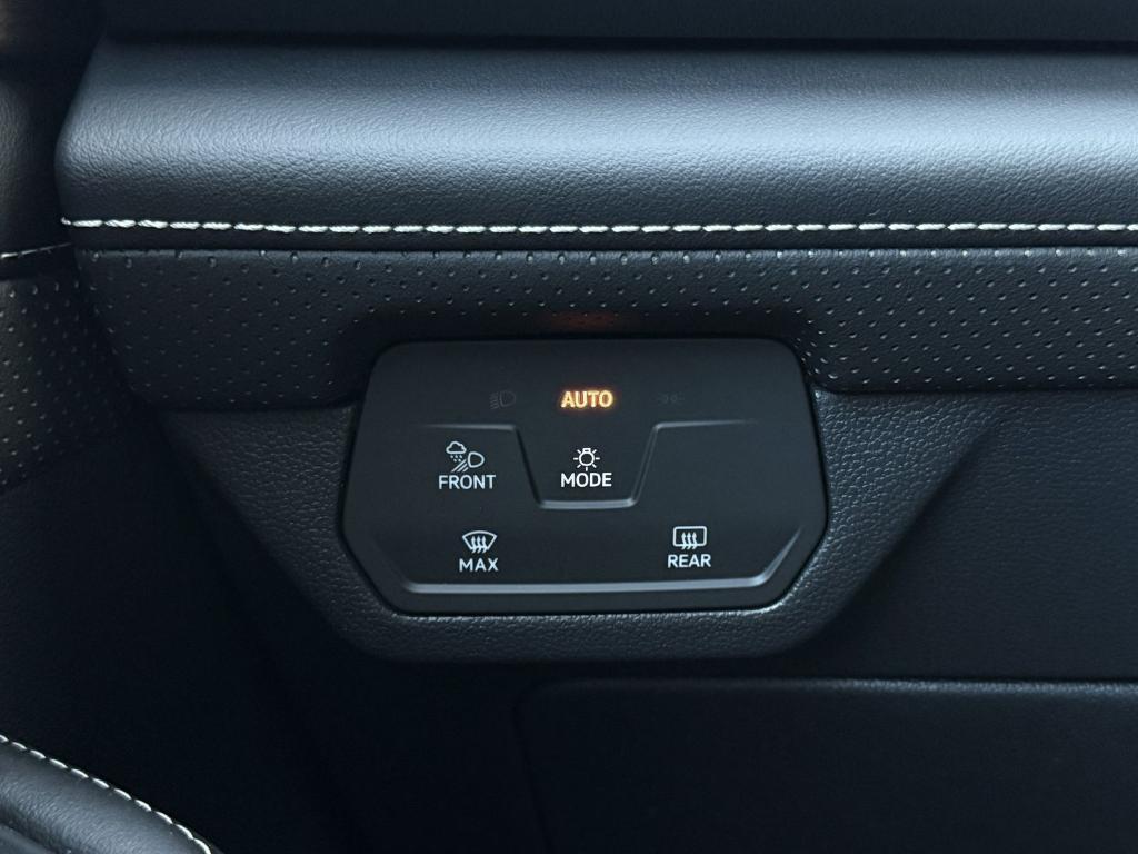 new 2026 Volkswagen Atlas car, priced at $36,400