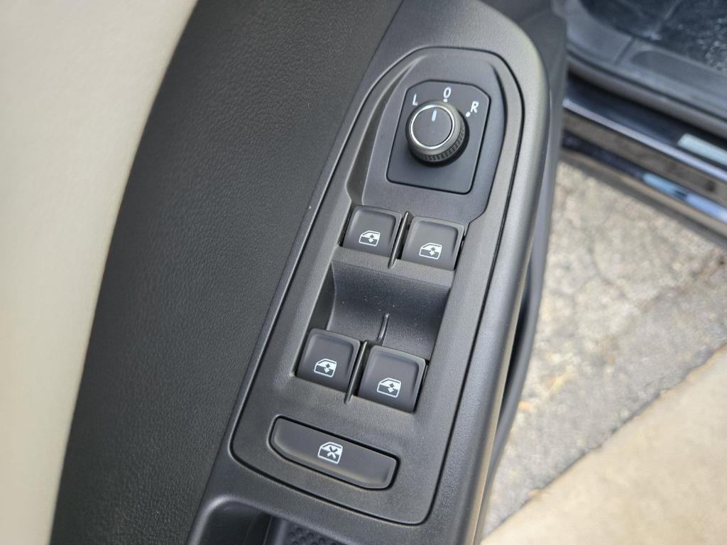 new 2026 Volkswagen Taos car, priced at $26,096