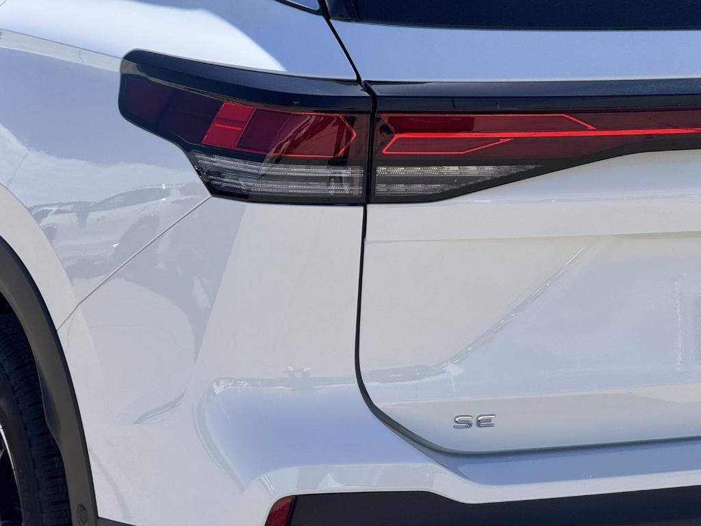 new 2026 Volkswagen Tiguan car, priced at $32,427