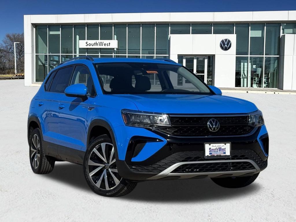 new 2024 Volkswagen Taos car, priced at $23,677