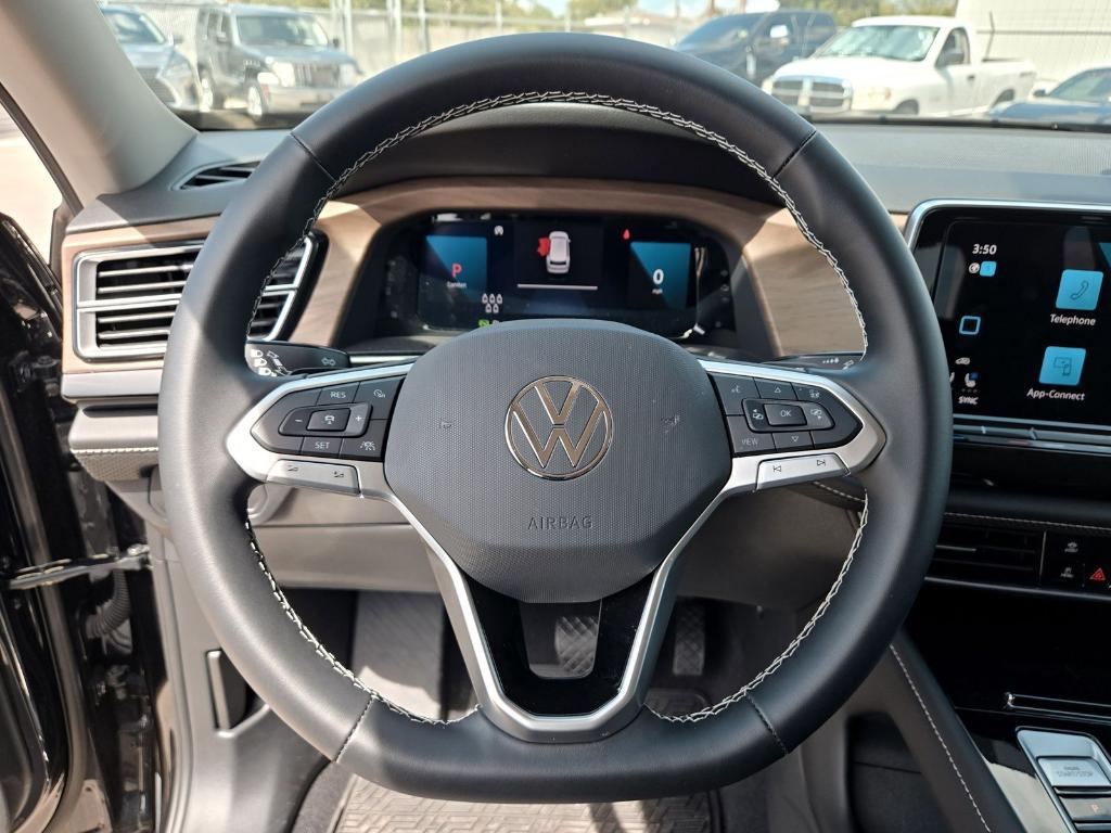 new 2024 Volkswagen Atlas car, priced at $33,418