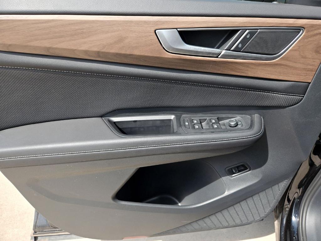 new 2024 Volkswagen Atlas car, priced at $33,418