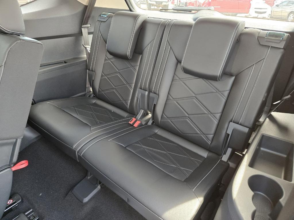 new 2024 Volkswagen Atlas car, priced at $33,418