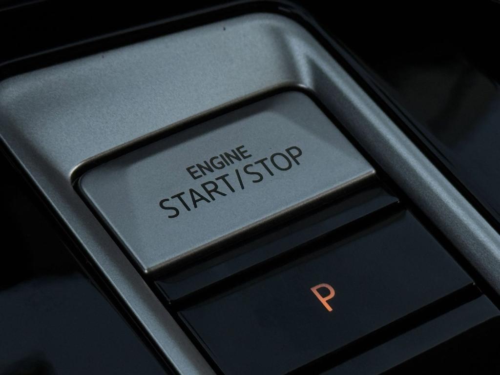 new 2026 Volkswagen Atlas car, priced at $41,255