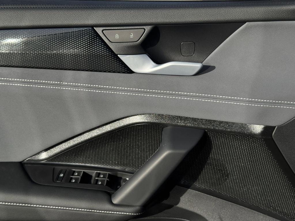 new 2026 Volkswagen Tiguan car, priced at $39,341