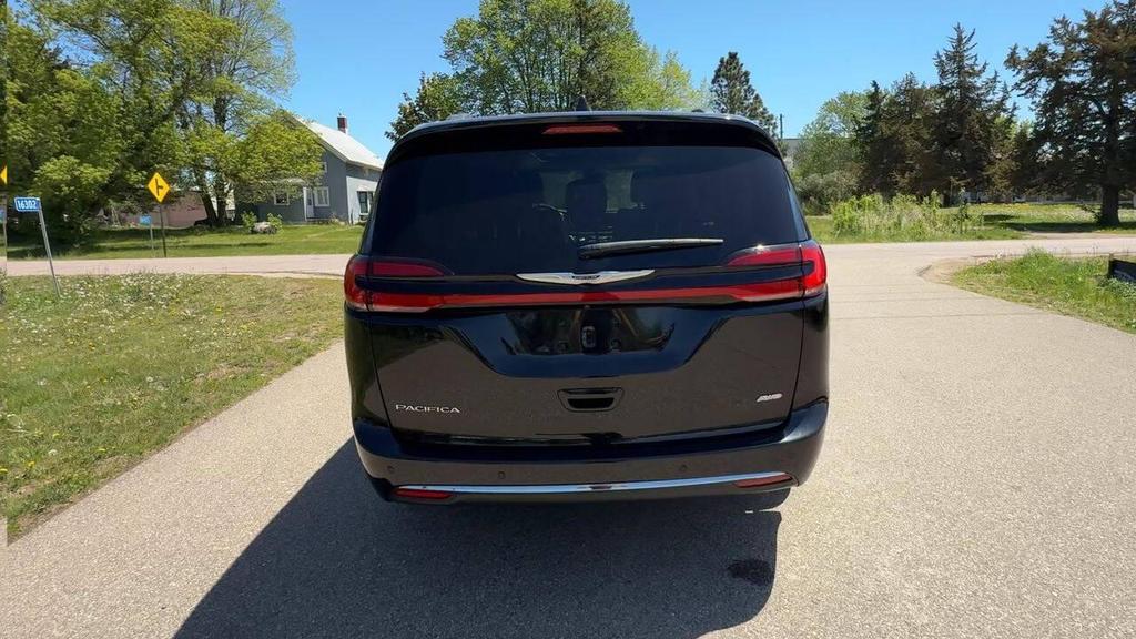used 2022 Chrysler Pacifica car, priced at $23,000