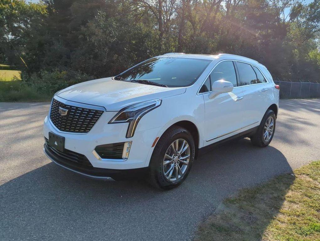 used 2022 Cadillac XT5 car, priced at $24,862