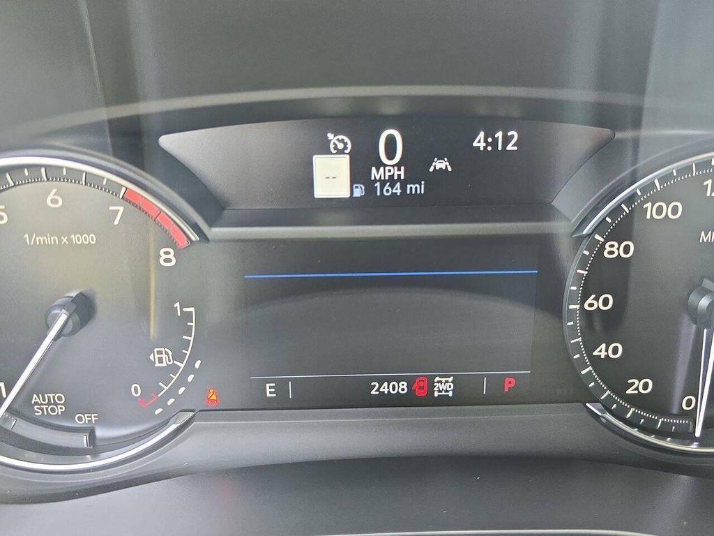 used 2024 Cadillac XT5 car, priced at $34,495