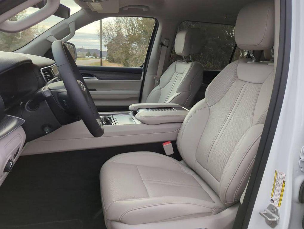 used 2024 Jeep Wagoneer car, priced at $51,995