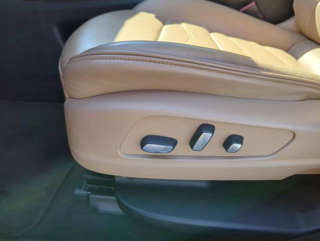 used 2020 Cadillac XT6 car, priced at $27,806