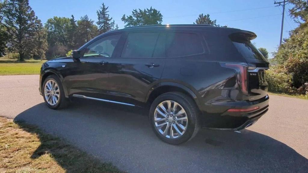 used 2020 Cadillac XT6 car, priced at $27,806