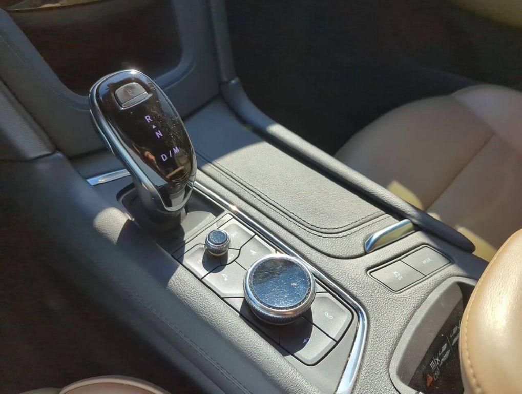 used 2020 Cadillac XT6 car, priced at $27,806