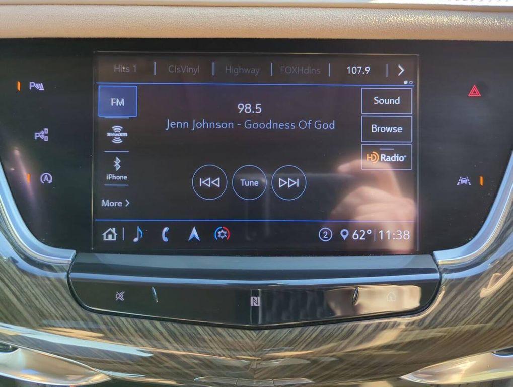 used 2020 Cadillac XT6 car, priced at $27,806