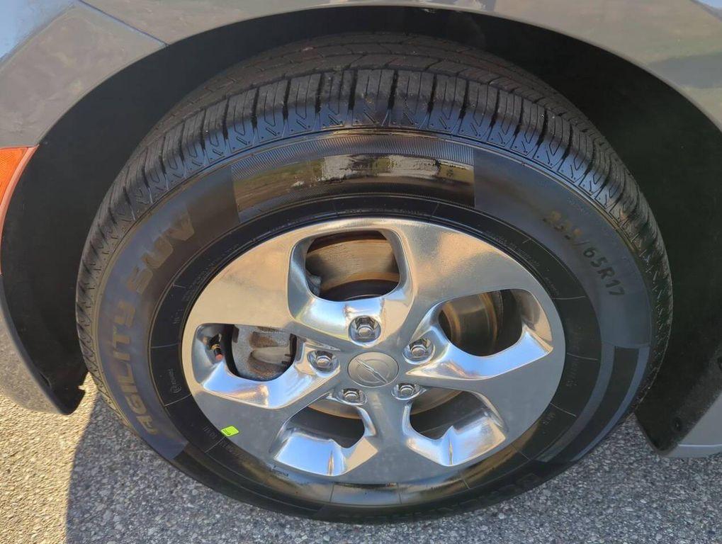 used 2020 Chrysler Pacifica Hybrid car, priced at $19,495