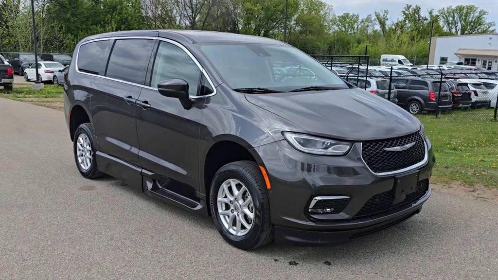 used 2023 Chrysler Pacifica car, priced at $34,695