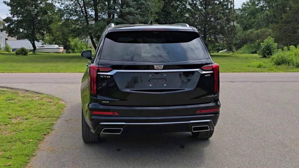 used 2023 Cadillac XT6 car, priced at $33,266