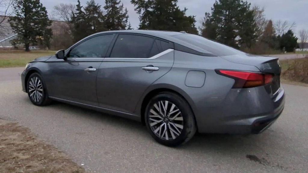 used 2023 Nissan Altima car, priced at $17,724
