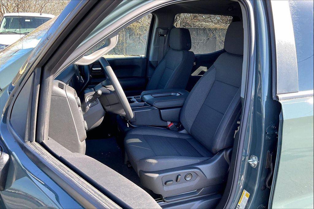 new 2026 Chevrolet Silverado 1500 car, priced at $46,410