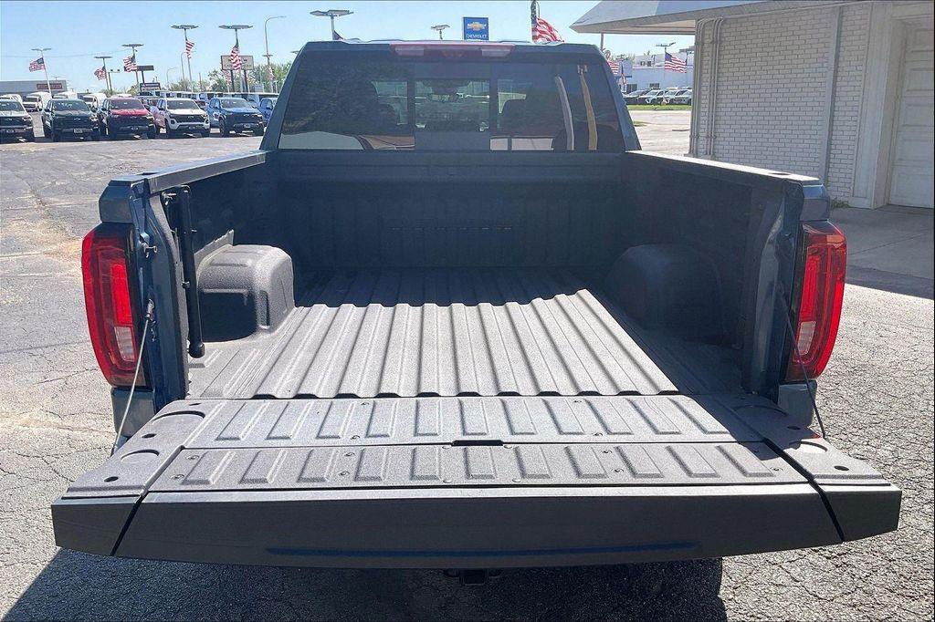 used 2024 GMC Sierra 1500 car, priced at $57,900