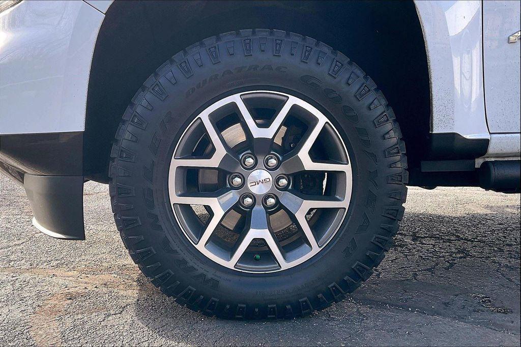 used 2021 GMC Canyon car, priced at $28,700