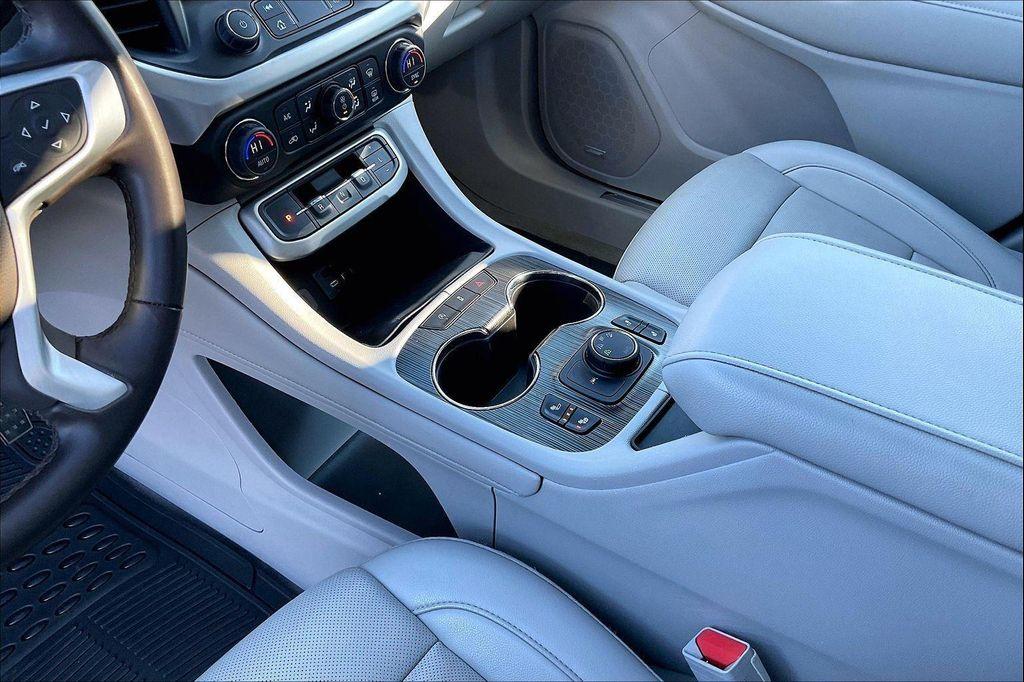 used 2023 GMC Acadia car, priced at $24,400