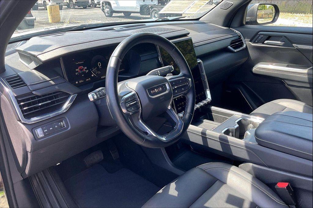 used 2024 GMC Acadia car, priced at $34,600