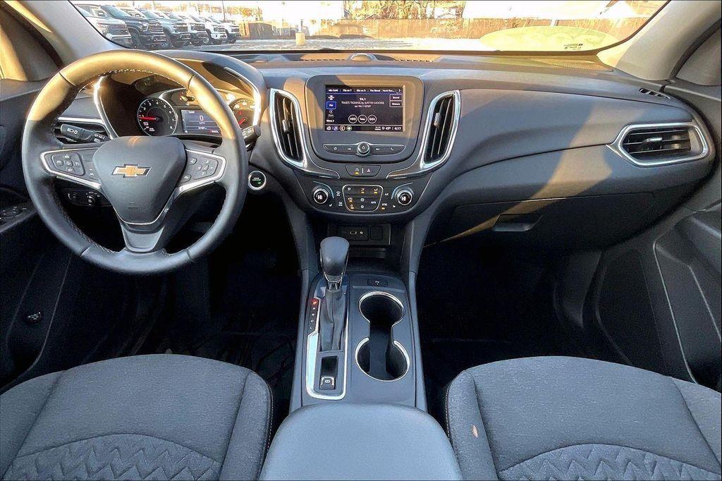 used 2024 Chevrolet Equinox car, priced at $20,999
