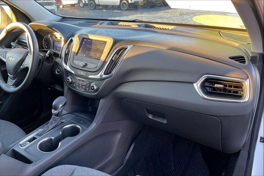 used 2024 Chevrolet Equinox car, priced at $20,999
