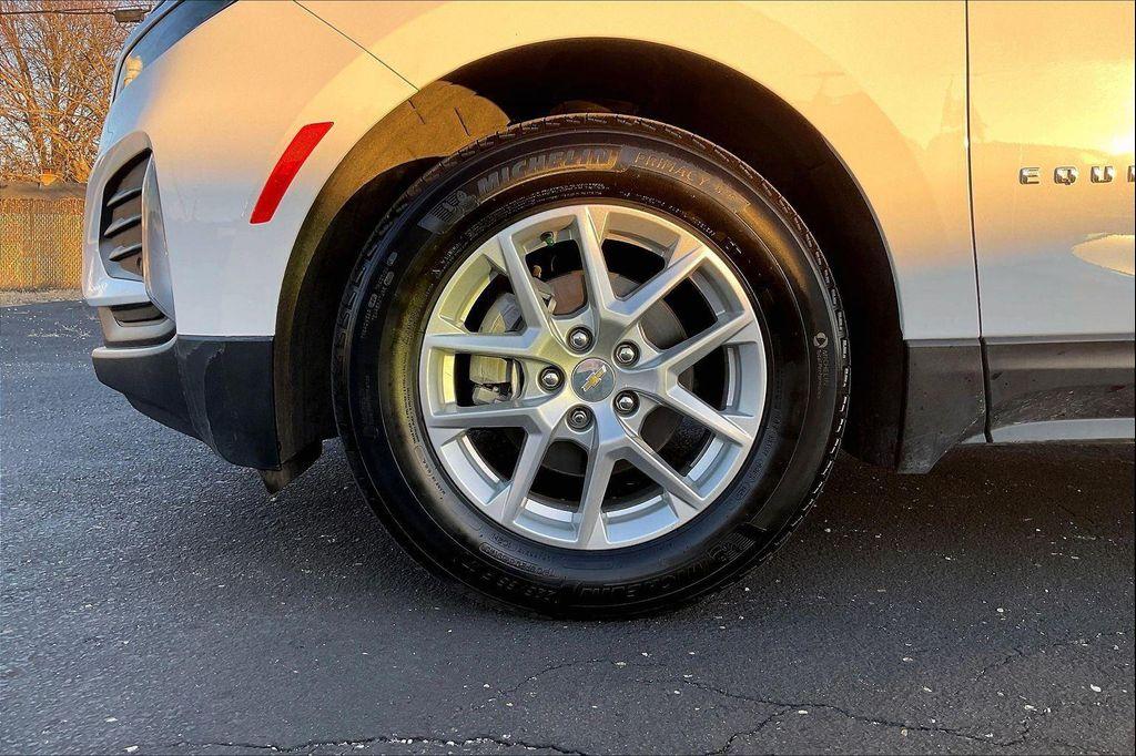 used 2024 Chevrolet Equinox car, priced at $20,999