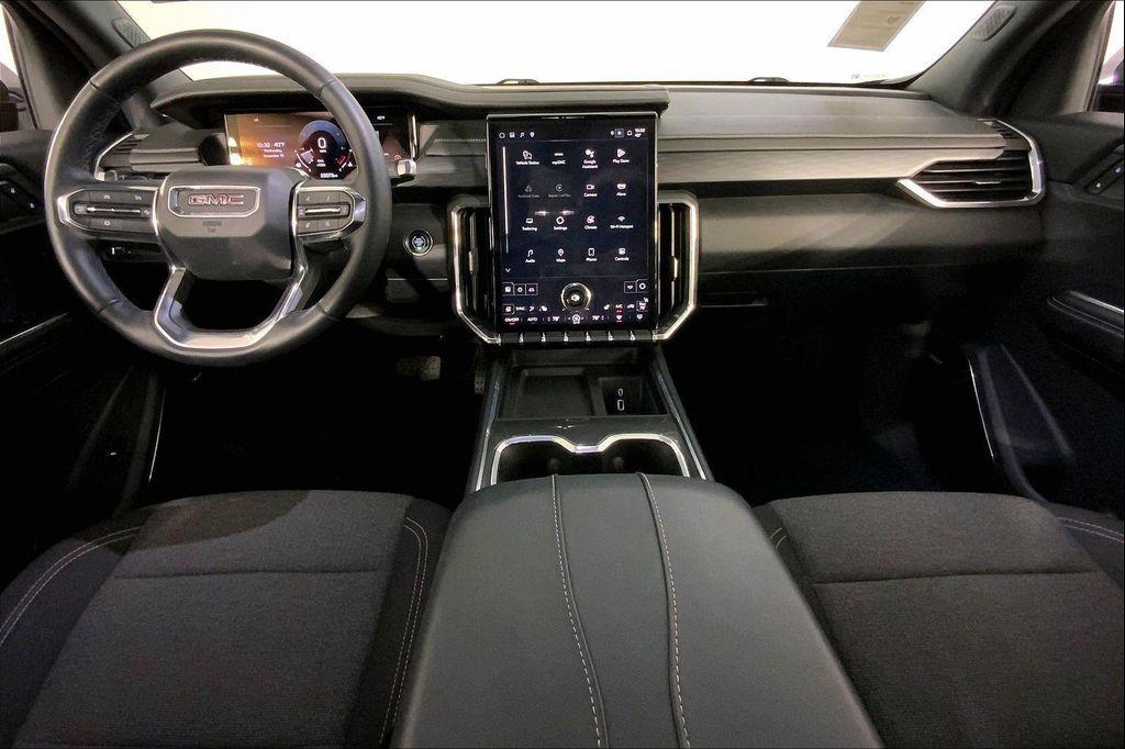 used 2025 GMC Acadia car, priced at $29,000